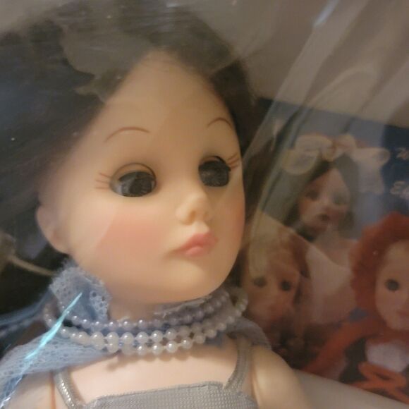 NEW Effanbee 11" The Little Mermaid Doll #1167 Storybook Collection Mermaid gift - Picture 5 of 15